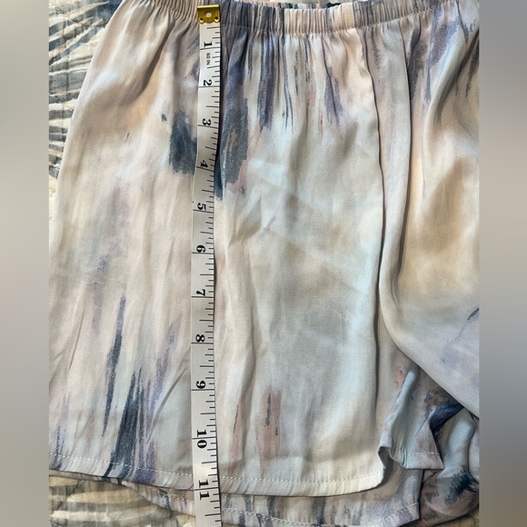 Danskin Women’s size Medium 2 piece Tie-Dye Sleepwear Set Stretchy Straps - Picture 9 of 14